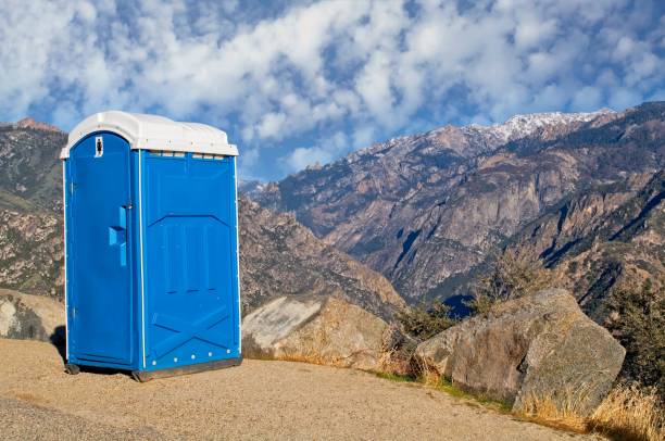 Portable Toilet Options We Offer in De Soto, KS