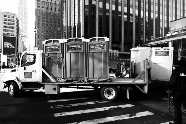 Best Portable toilet rental cost  in De Soto, KS